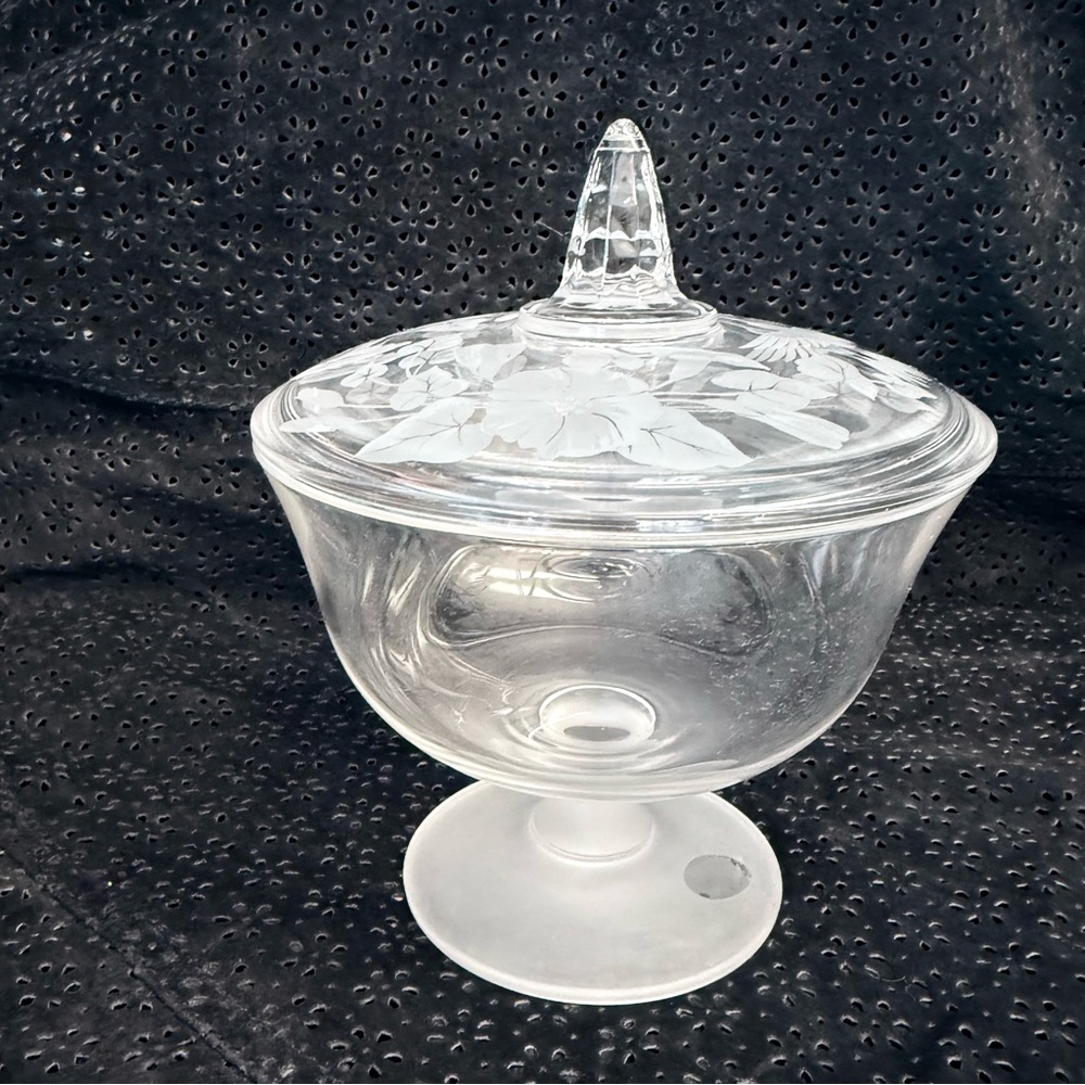 Avon Hummingbird etched crystal covered candy dish - Picture 2 of 4